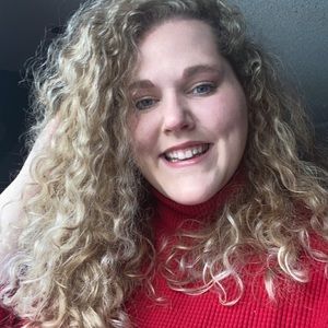 Meet your Posher, Gabrielle